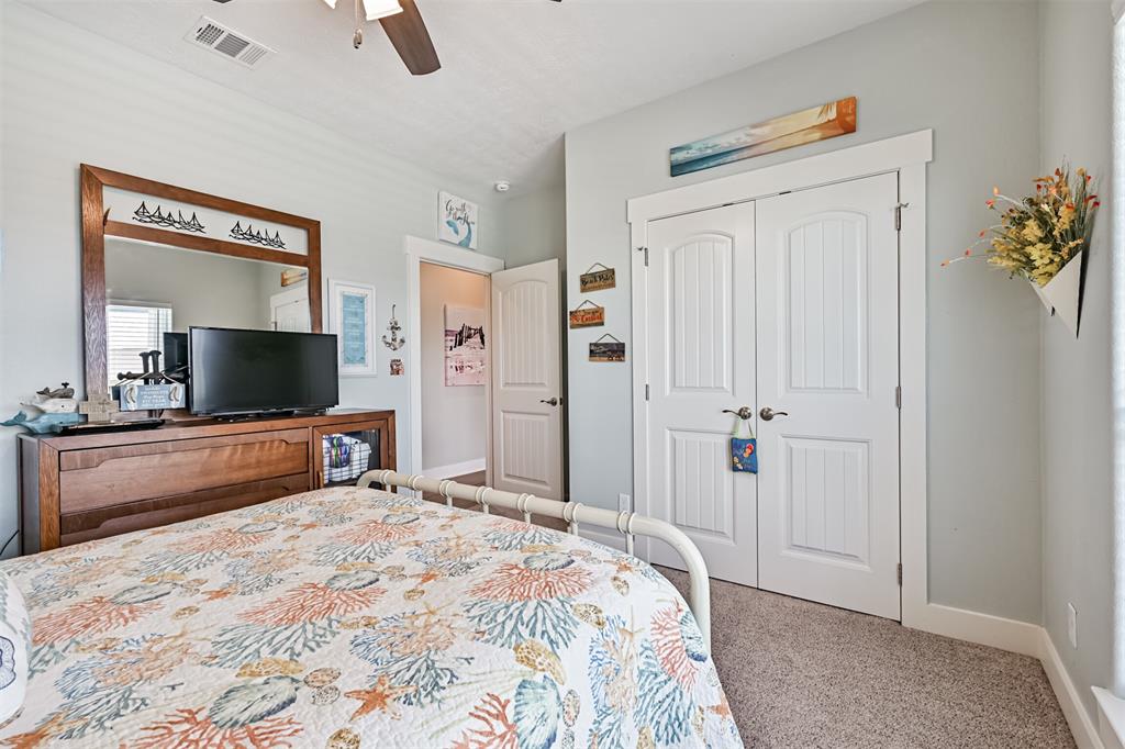 1100 Lagoon Drive, Crystal Beach, Texas image 23