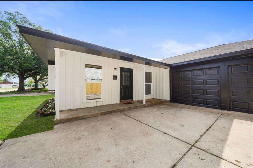 202 Sylvia Street