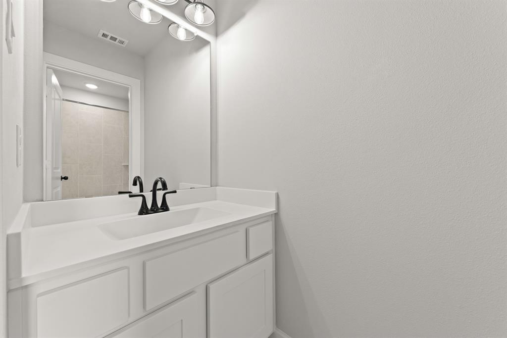 22219 Brushy Woodland Edge Way, Cypress, Texas image 24