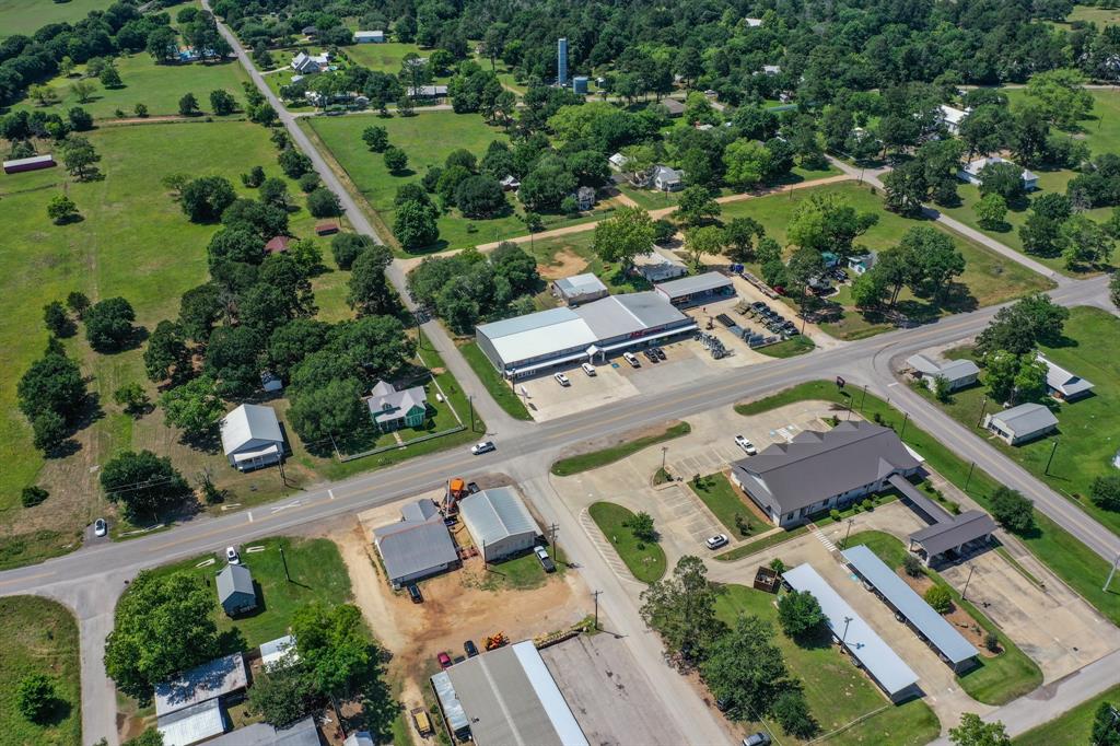 1111 Fm 109, New Ulm, Texas image 23