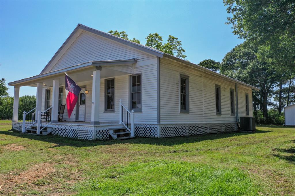 1111 Fm 109, New Ulm, Texas image 3