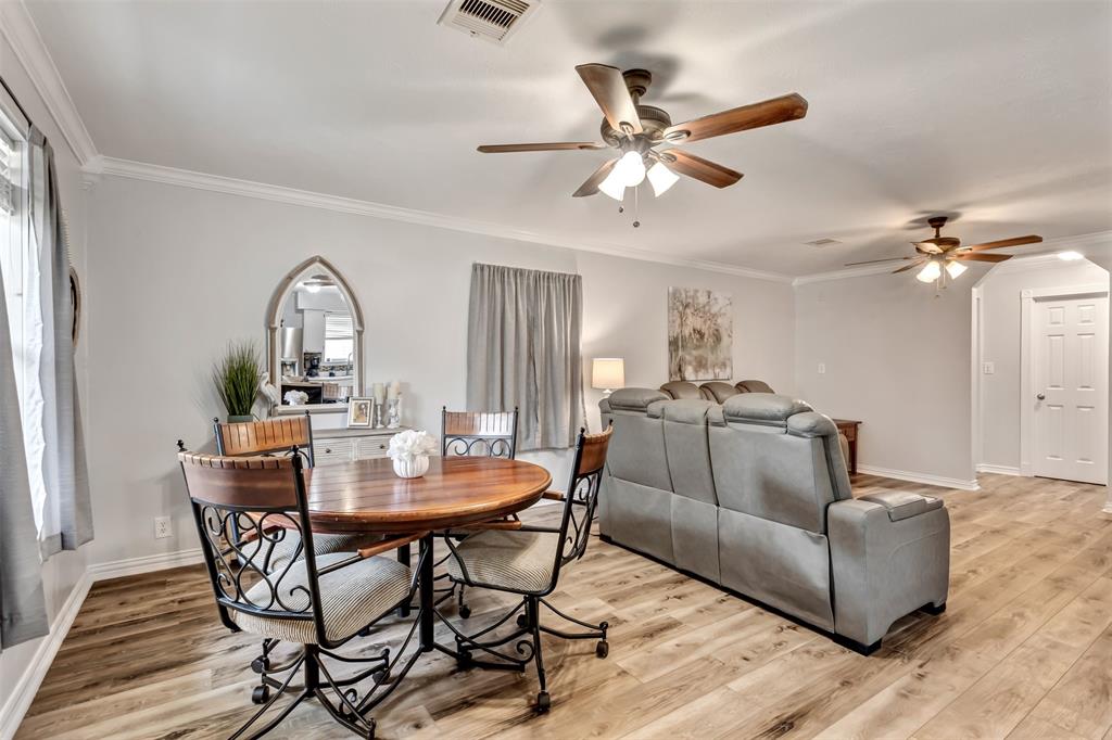 217 Spanish Oak, Livingston, Texas image 4