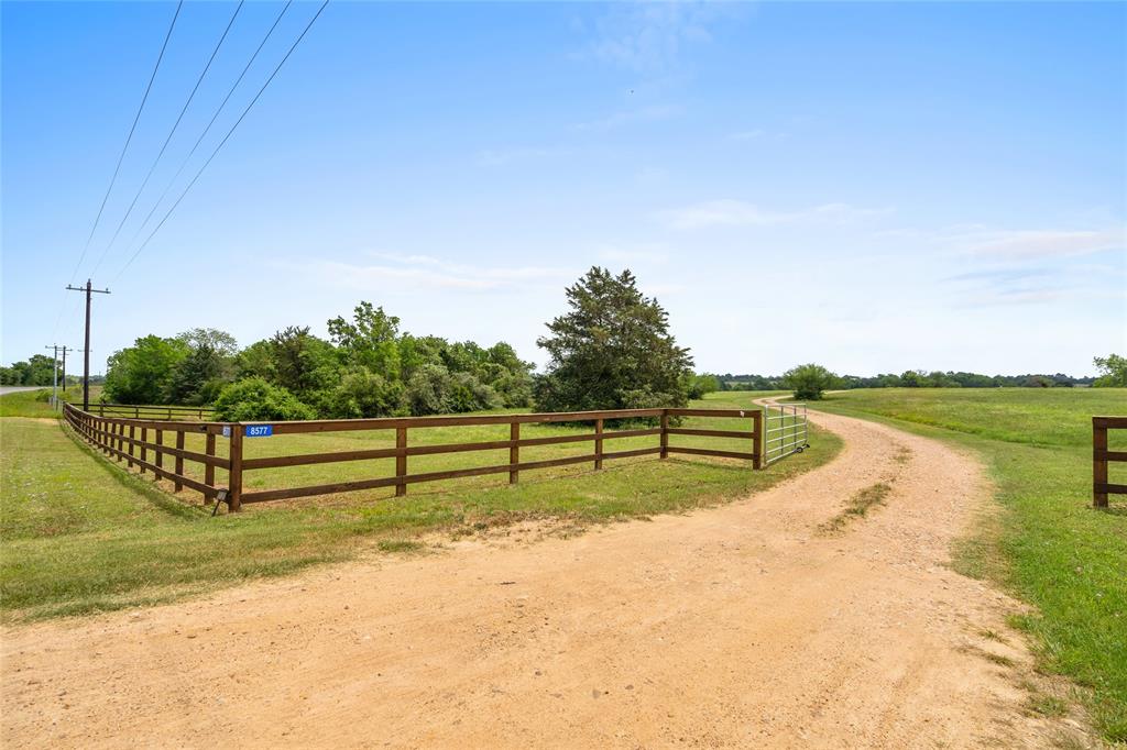 8577 Fm 949, Sealy, Texas image 3