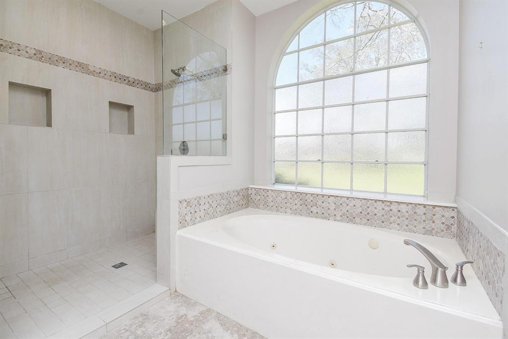 3714 Blackberry Circle, Missouri City, Texas image 32
