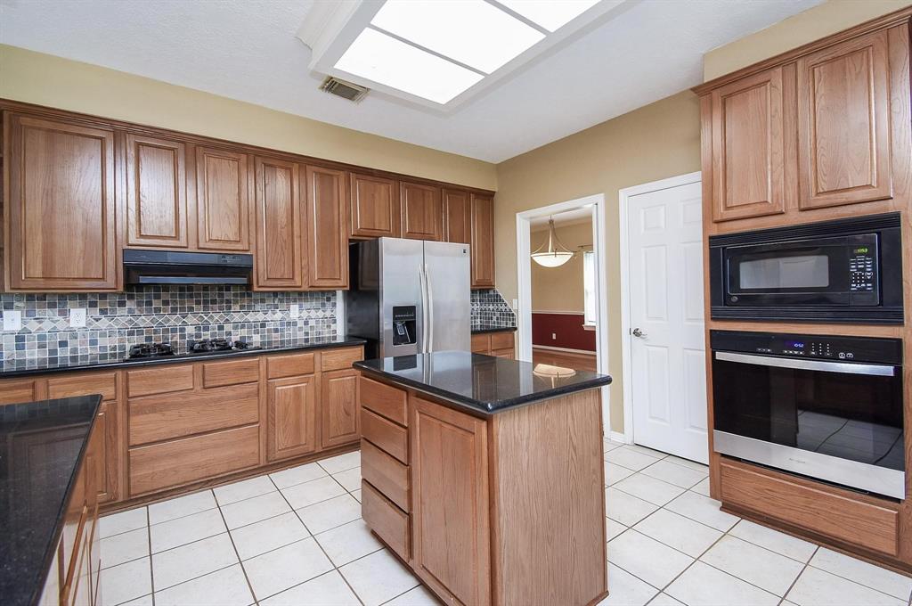 3714 Blackberry Circle, Missouri City, Texas image 18