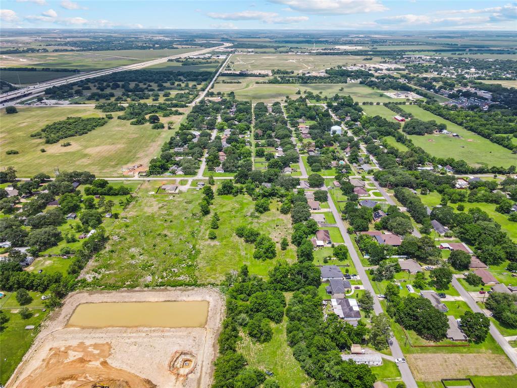 2925 West Street, Rosenberg, Texas image 5