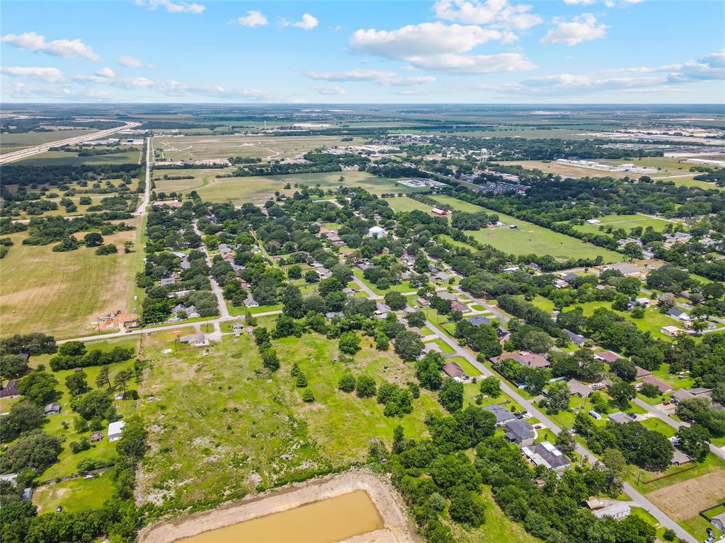 2925 West Street, Rosenberg, Texas image 4