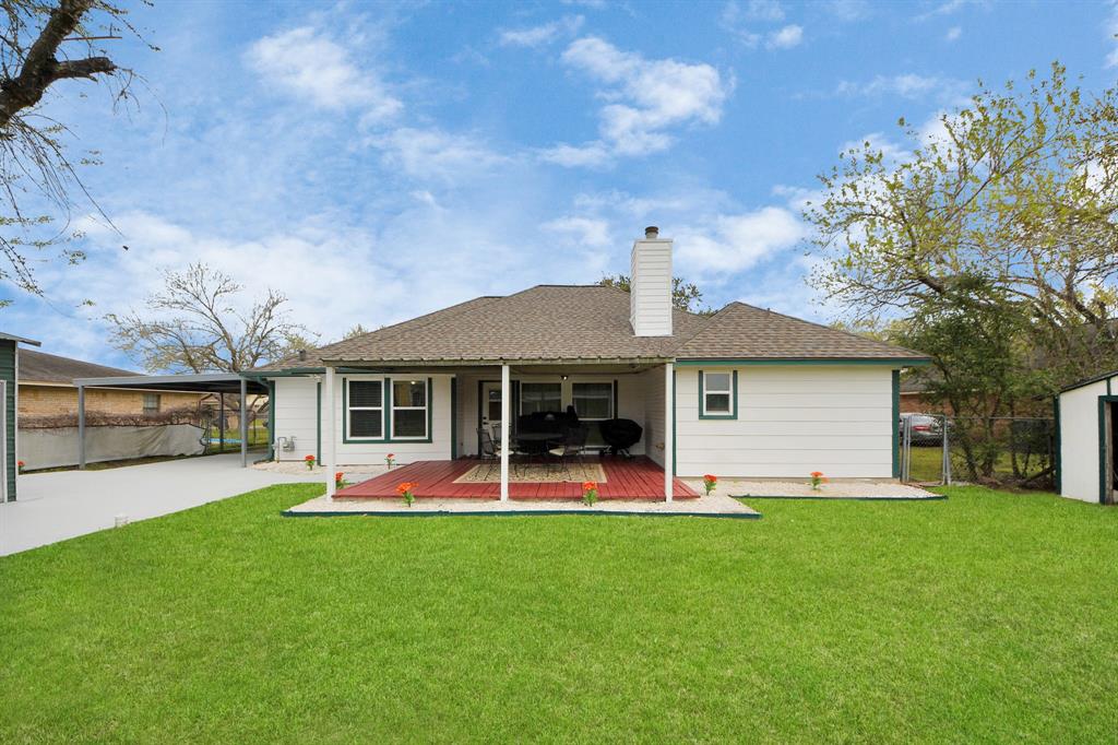 2410 Lily Lane, Highlands, Texas image 36