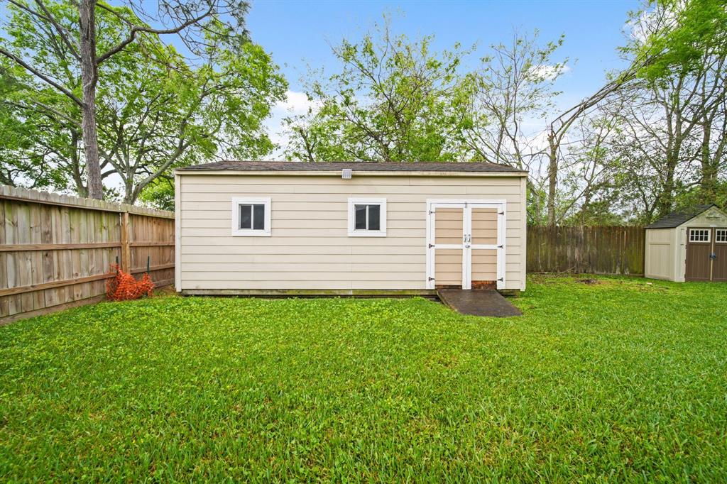 2850 Pilgrims Point Drive, Webster, Texas image 30