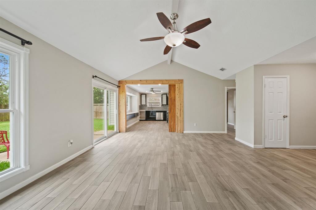 2850 Pilgrims Point Drive, Webster, Texas image 15