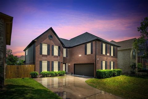 5702 W Vistaglen Loop Houston TX 77084