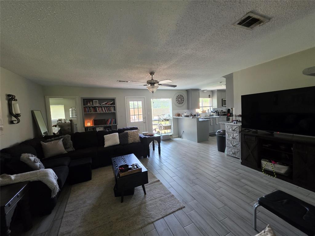 718 Corydon Drive, Houston, Texas image 6
