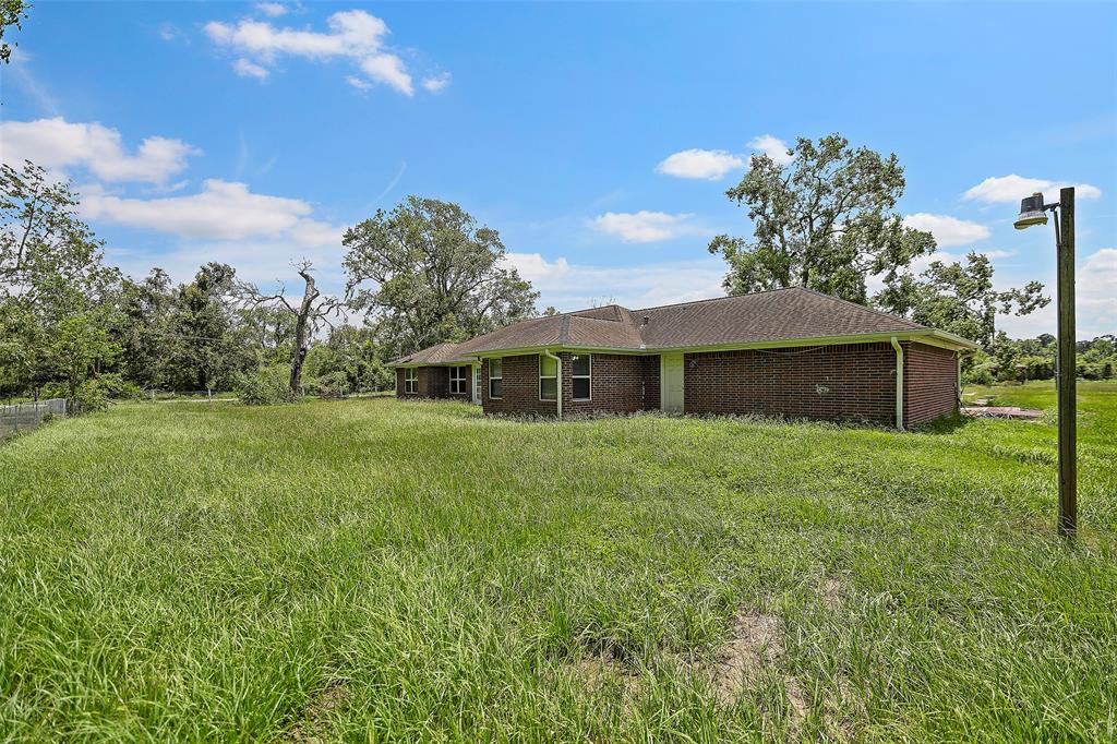 7442 County Road 42, Rosharon, Texas image 40