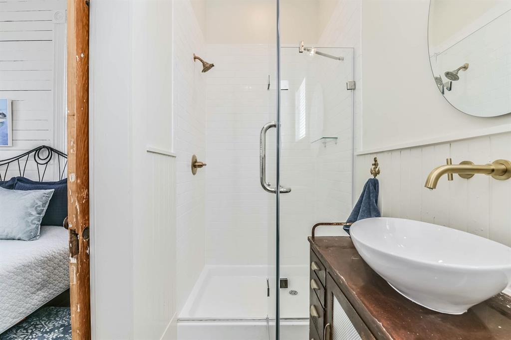 2107 Avenue M 1/2, Galveston, Texas image 25