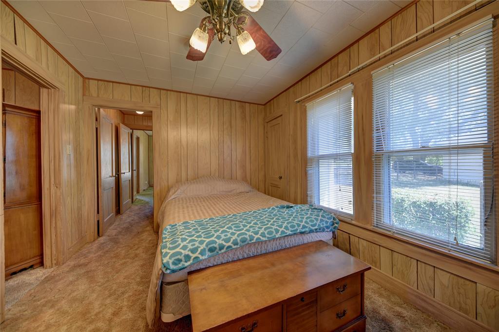146 S Reynolds Street, La Grange, Texas image 16