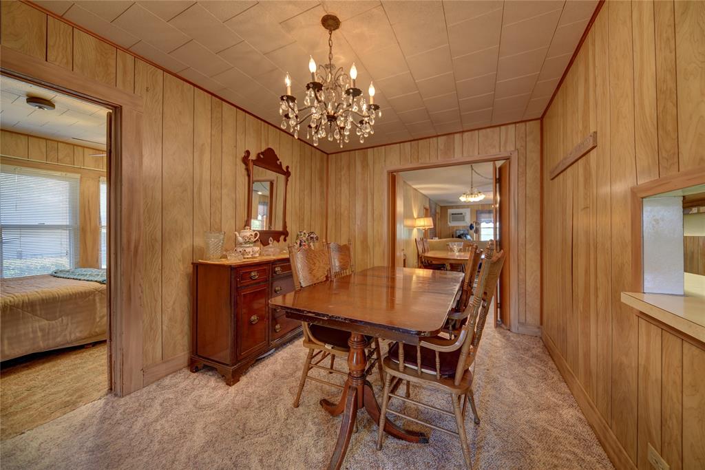146 S Reynolds Street, La Grange, Texas image 8