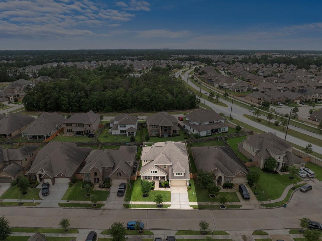 27916 Seger Bend Trail, Spring, Texas image 36