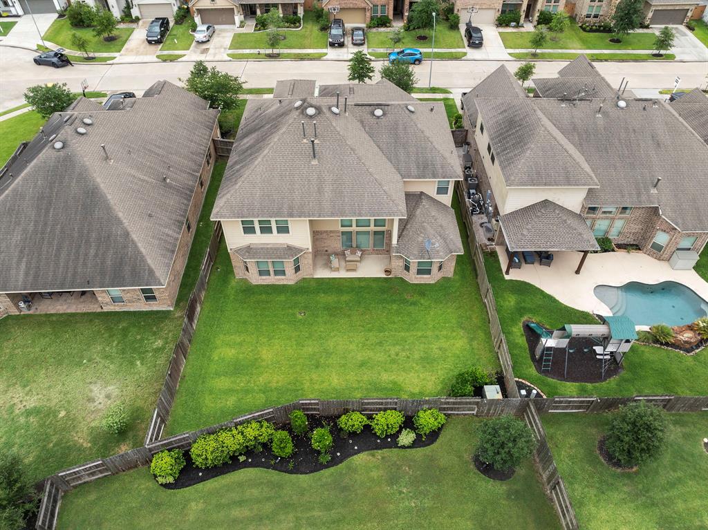 27916 Seger Bend Trail, Spring, Texas image 34