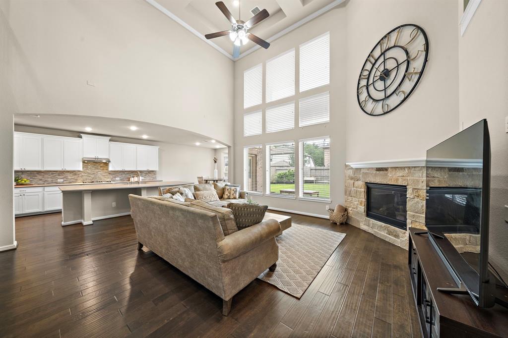 27916 Seger Bend Trail, Spring, Texas image 7