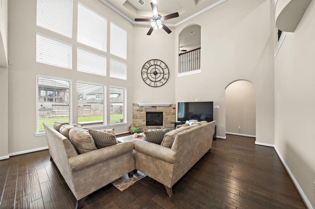 27916 Seger Bend Trail, Spring, Texas image 5