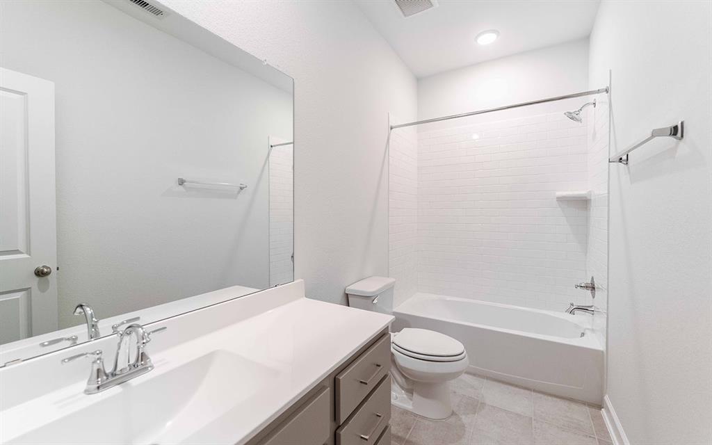 8514 Trident Point Drive, Cypress, Texas image 25