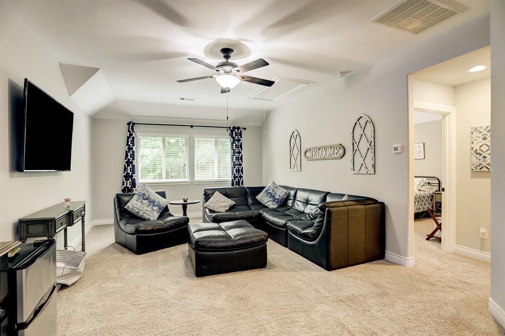 409 Holly Forest Drive, Conroe, Texas image 15