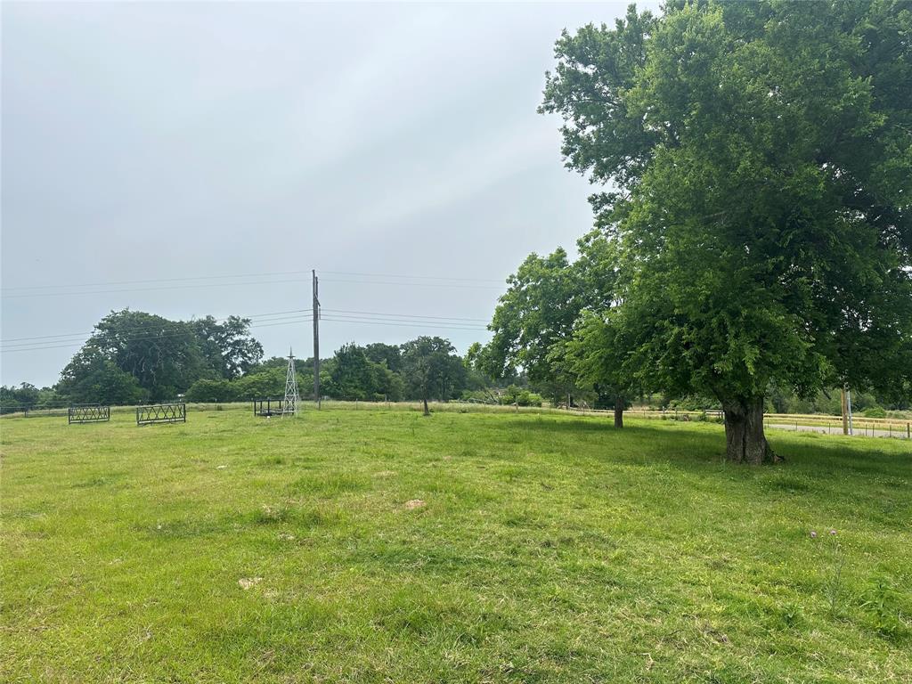 9289 County Road 329, Buffalo, Texas image 1