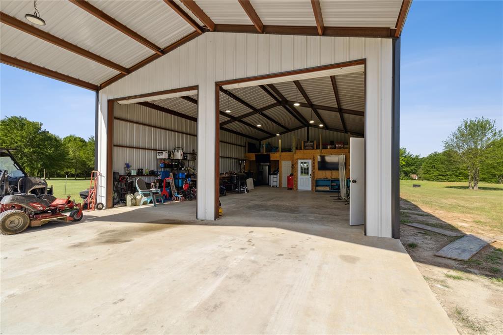 111 Private Road 913, Wortham, Texas image 22