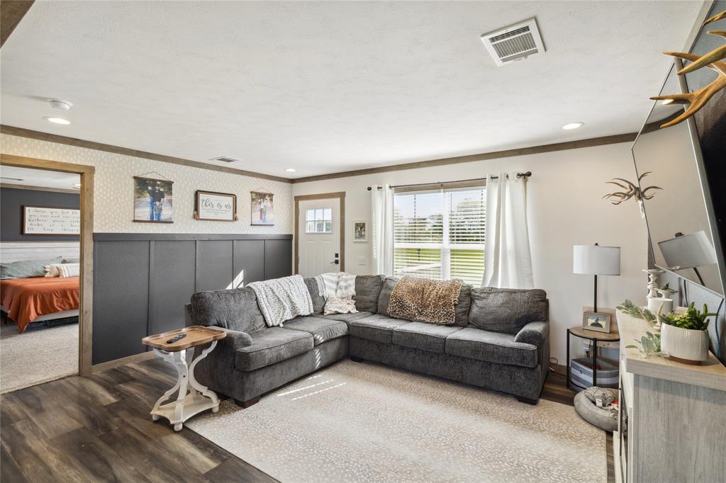 111 Private Road 913, Wortham, Texas image 3