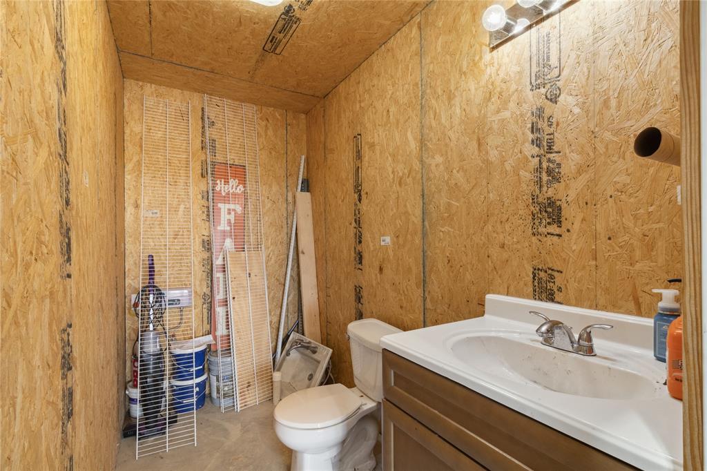 111 Private Road 913, Wortham, Texas image 27