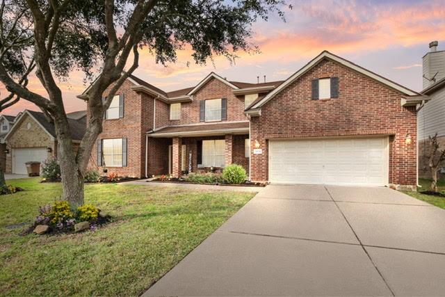 4204 S Meridian Greens Drive, Dickinson, Texas image 2