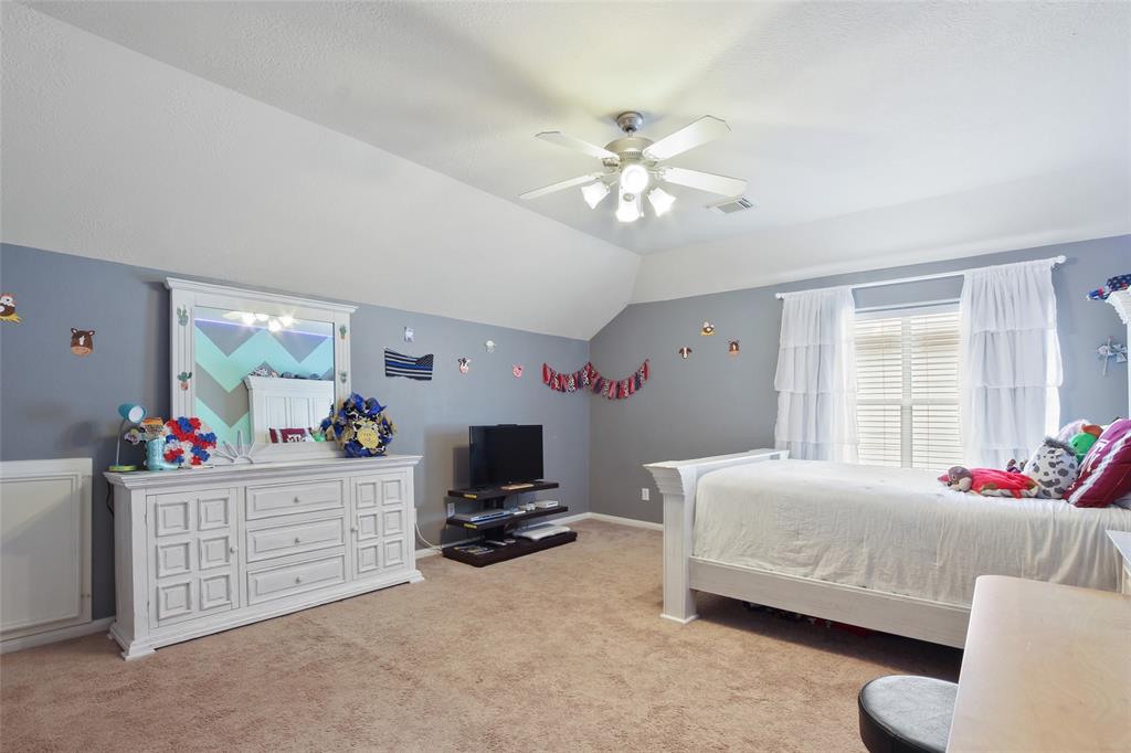 4204 S Meridian Greens Drive, Dickinson, Texas image 24