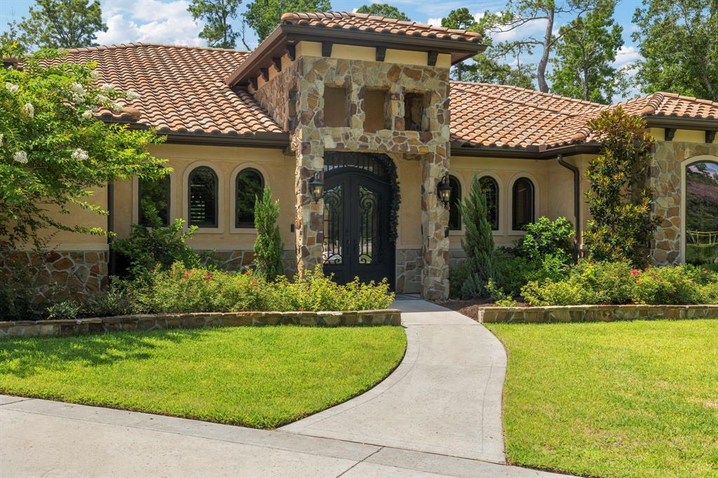 4322 Maple Rapids Court