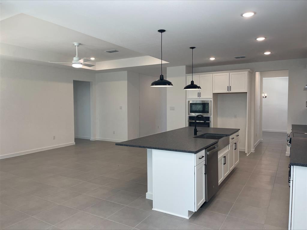 1021 Tarkington Timbers Drive, Cleveland, Texas image 10