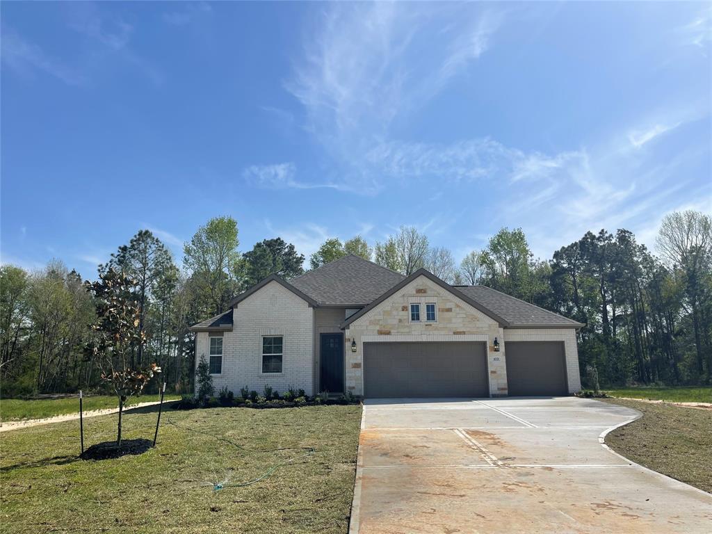 1021 Tarkington Timbers Drive, Cleveland, Texas image 1