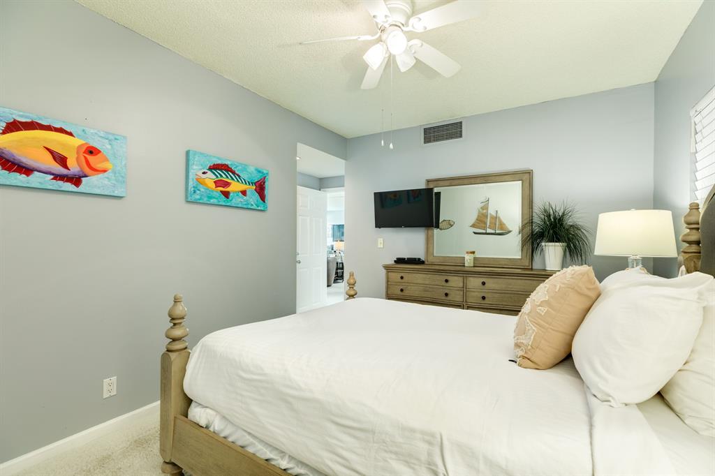 1401 E Beach Drive #811, Galveston, Texas image 15