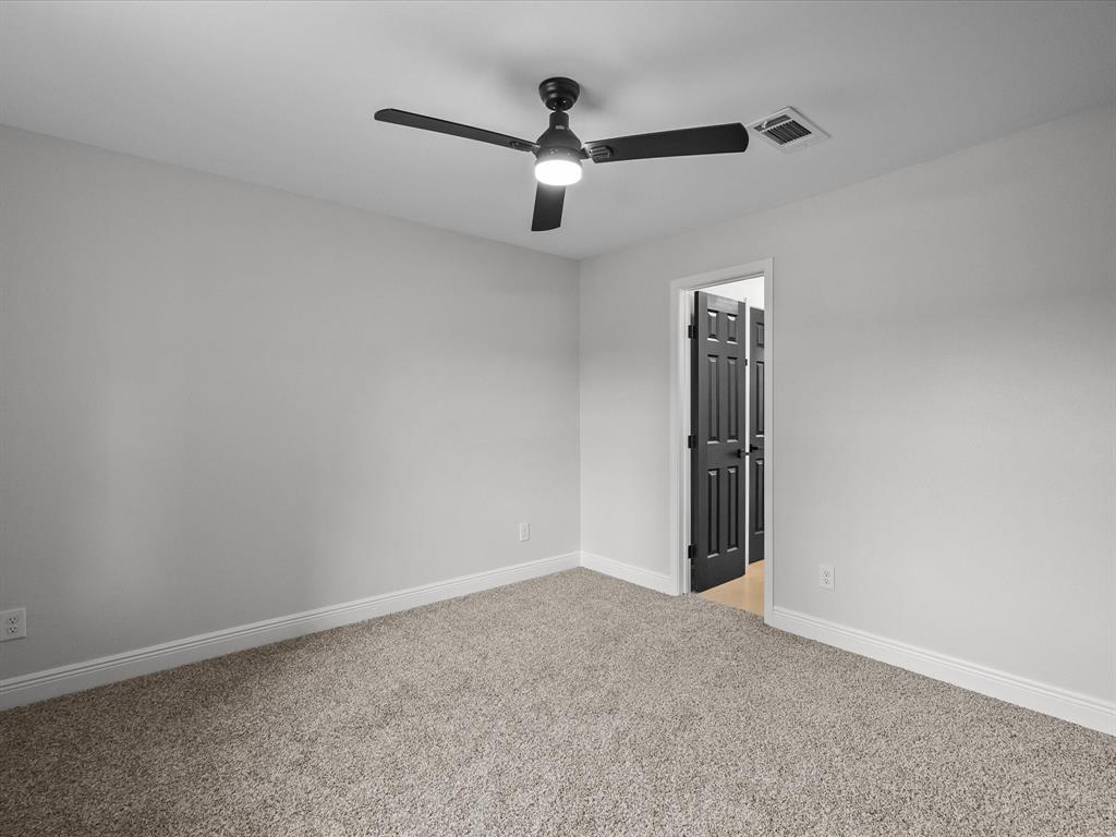 5225 Main Street, Santa Fe, Texas image 15