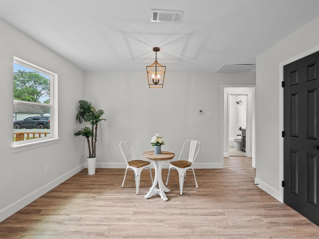 5225 Main Street, Santa Fe, Texas image 10