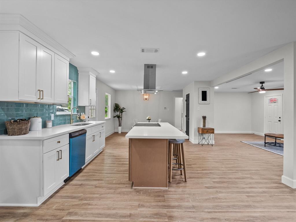 5225 Main Street, Santa Fe, Texas image 7