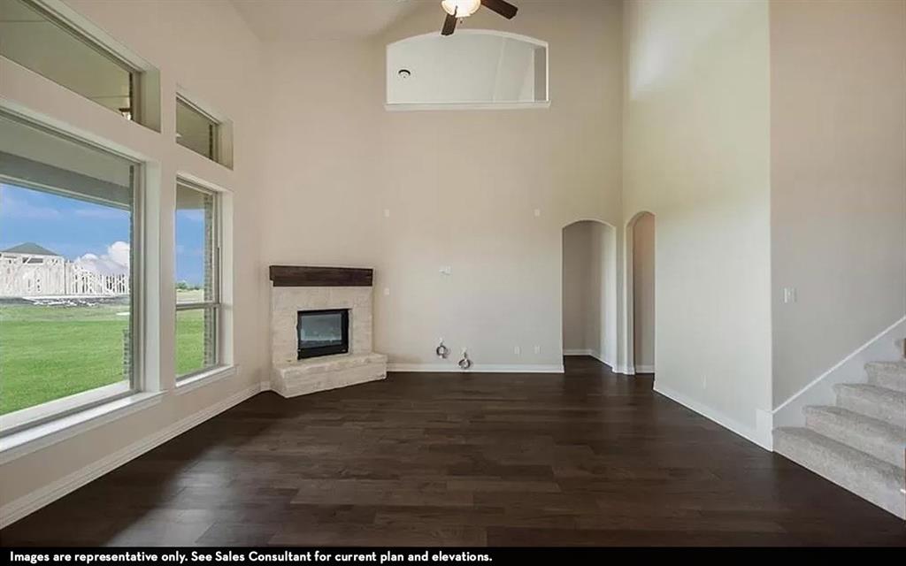 719 Woodbinde Drive