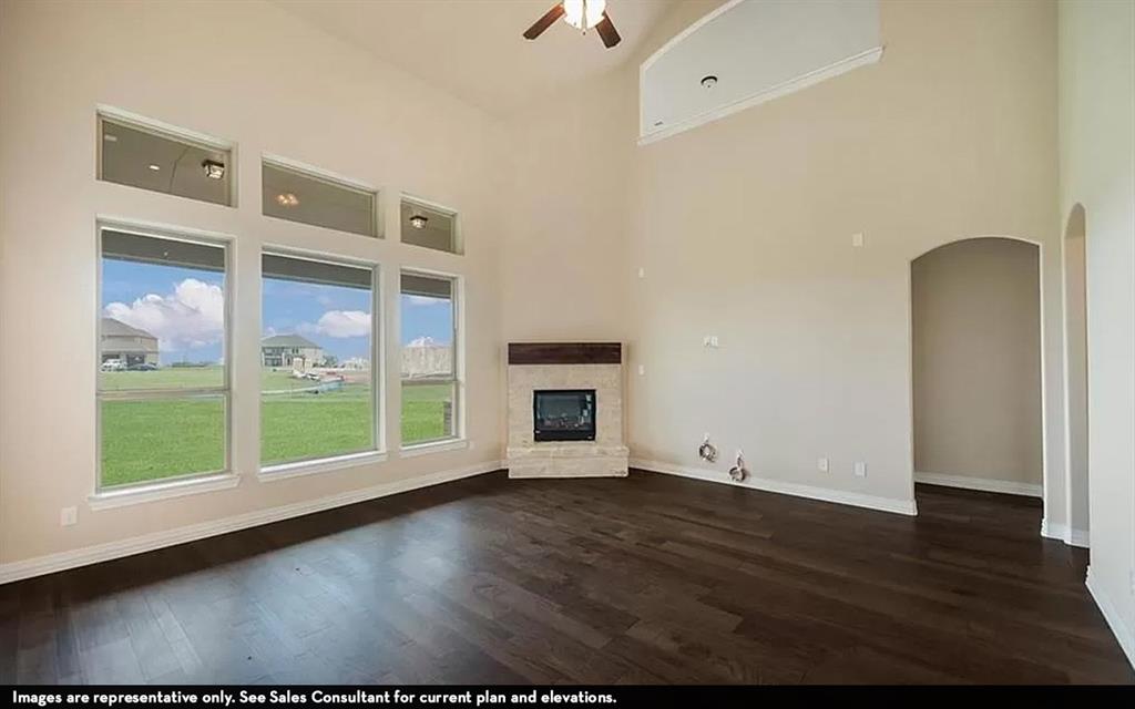 719 Woodbinde Drive