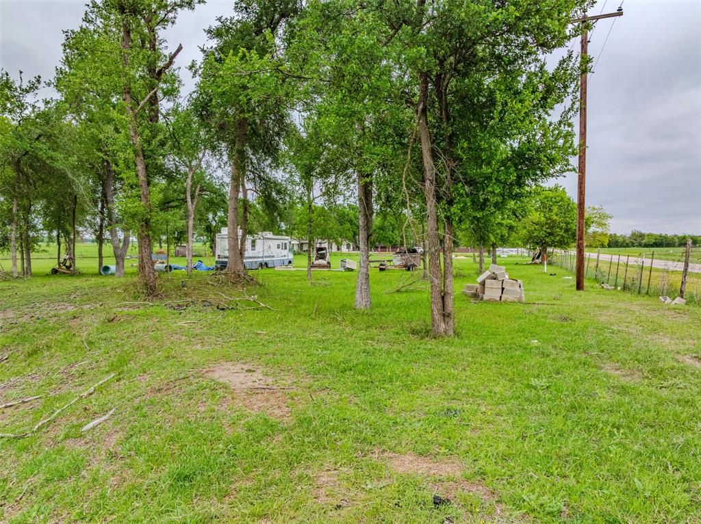 1189 Fm 935, Lott, Texas image 36