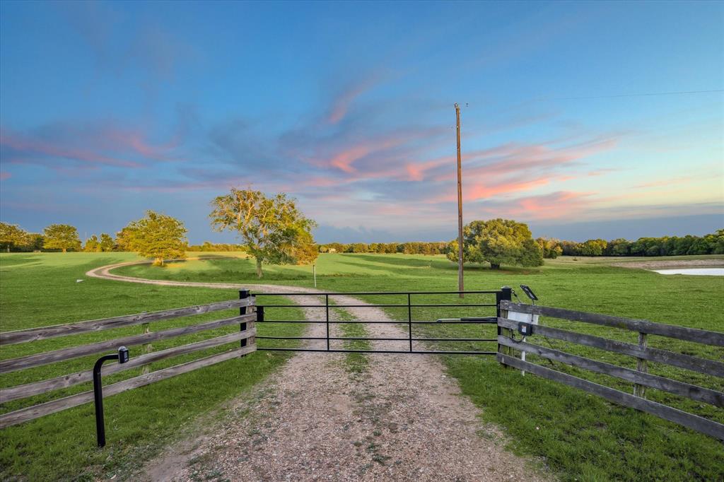 2915 Schulle Road, Round Top, Texas image 43