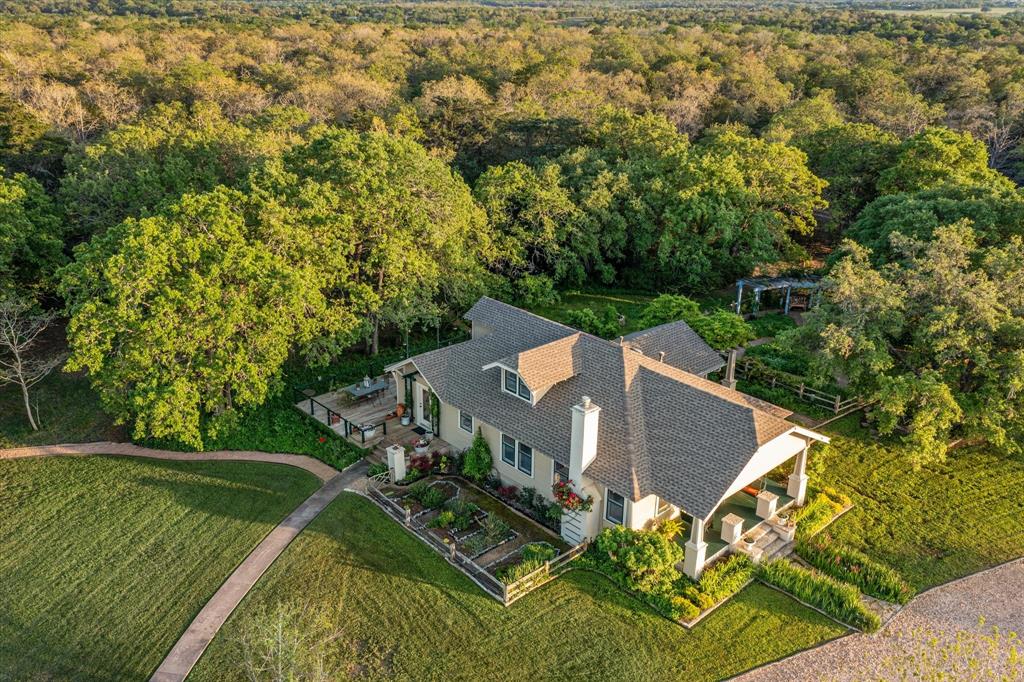 2915 Schulle Road, Round Top, Texas image 2