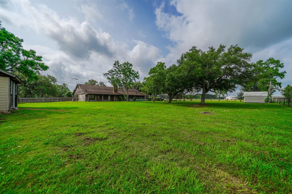 3530 County Road 580, West Columbia, Texas image 33