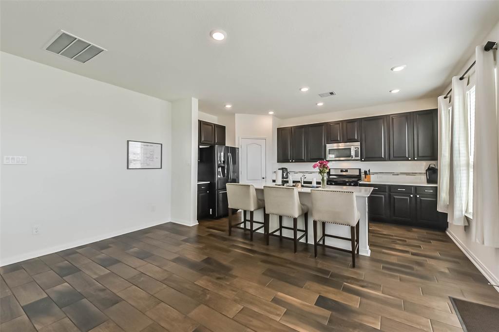1302 Glendora Drive, Rosharon, Texas image 14