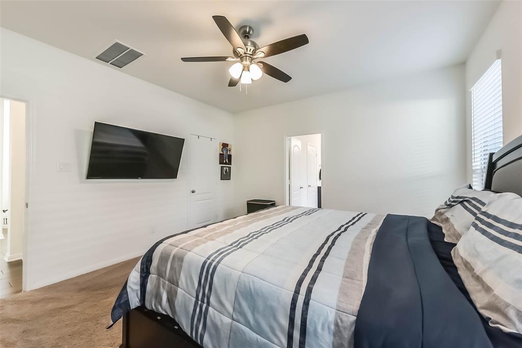 1302 Glendora Drive, Rosharon, Texas image 24