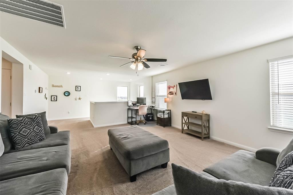 1302 Glendora Drive, Rosharon, Texas image 29