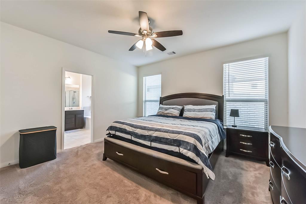 1302 Glendora Drive, Rosharon, Texas image 22