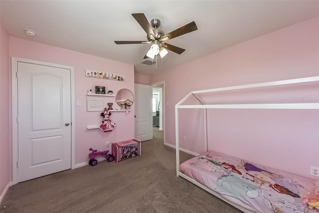 1302 Glendora Drive, Rosharon, Texas image 32